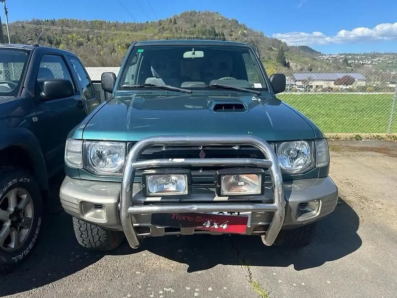 Vert Utilisé 2004 Mitsubishi Pajero SUV | 14 000 € - Image 1/4