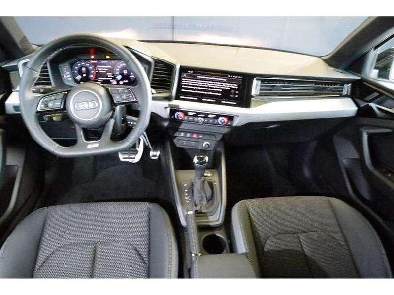 Occasion Audi A1 Sportback Sport 116 ch (85 kW) 2025 Noir Citadine