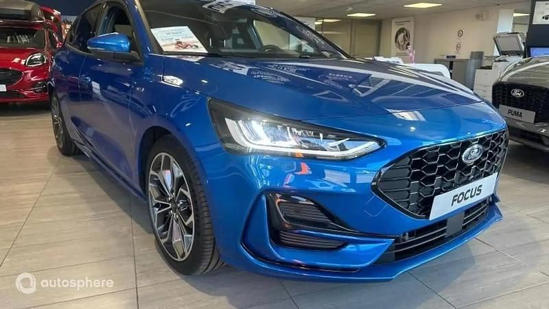 Bleu Occasion 2025 Ford Focus ST-Line X Berline | 29 899 € (Prix cher) - Image 1/4