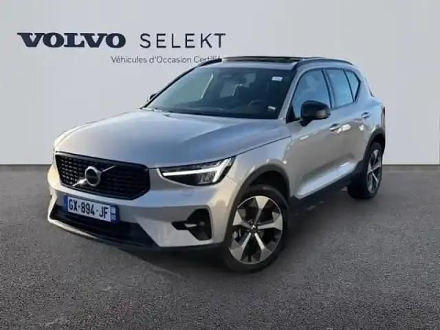 Argent aurore métallisé Utilisé 2024 Volvo XC40 Ultimate SUV | 35 999 € - Image 1/4