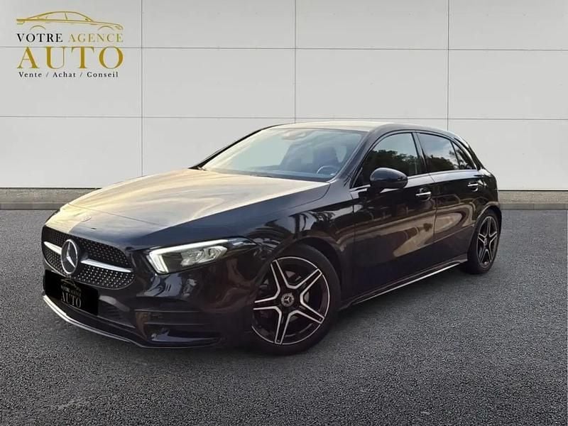 Noir Utilisé 2020 Mercedes A200 AMG line Berline | 24 990 € (Bon prix) - Image 1/4