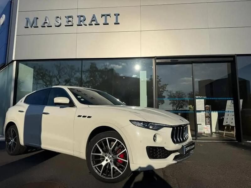 Blanc Occasion 2016 Maserati Levante SUV | 35 900 € (Prix assez cher) - Image 1/4