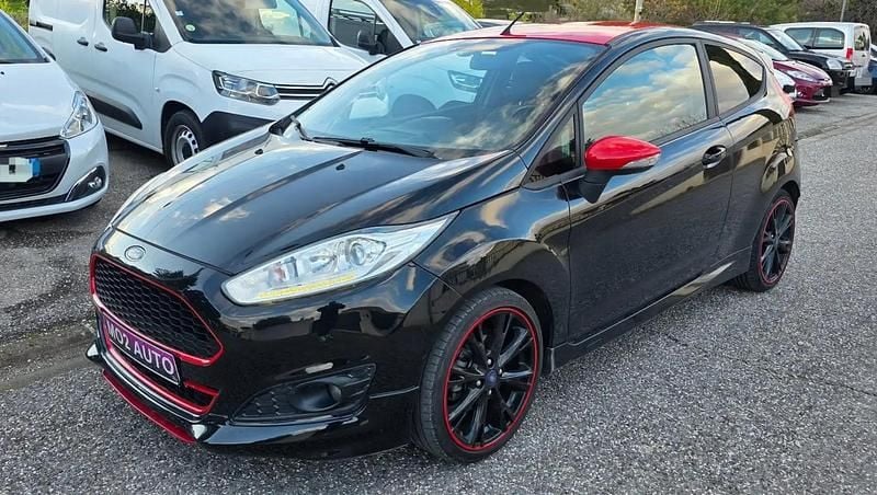 Noir Occasion 2017 Ford Fiesta ST-Line Berline | 6 990 € - Image 1/4