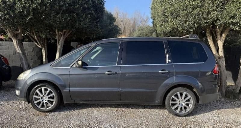 Occasion Ford Galaxy Ghia 141 ch (103 kW) 2008 Gris Monospace