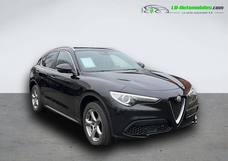Utilisé 2018 Alfa Romeo Stelvio SUV | 36 200 € (Prix juste) - Image 1/4