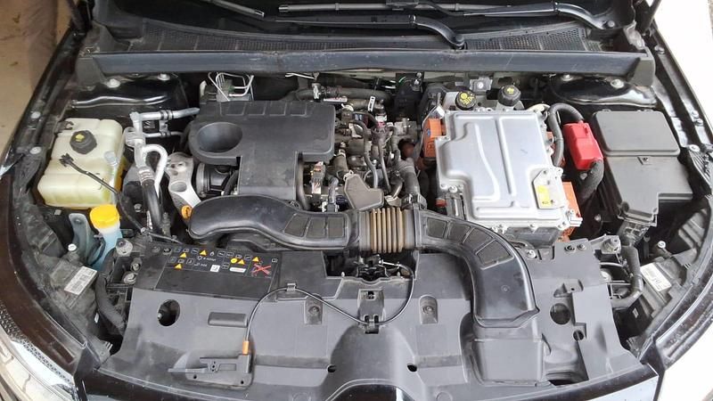 Image 3/3