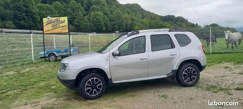 Gris Utilisé 2016 Dacia Duster SUV | 15 890 € (Prix juste) - Image 1/4