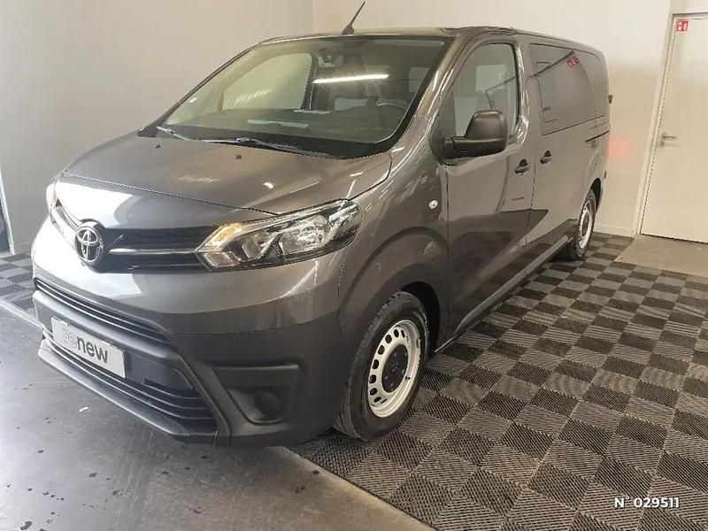 Gris Utilisé 2018 Toyota Proace Van | 19 990 € - Image 1/4
