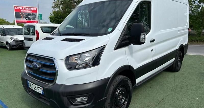 Blanc Utilisé 2023 Ford Transit Business Edition Van | 34 788 € (Prix assez cher) - Image 1/4