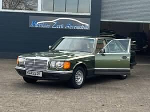 Vert Occasion 1982 Mercedes 280 SE Berline | 18 900 € - Image 1/4