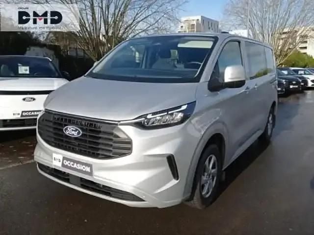 Gris lunaire métallisée Occasion 2024 Ford Transit Custom Limited | 32 480 € (Bon prix) - Image 1/4