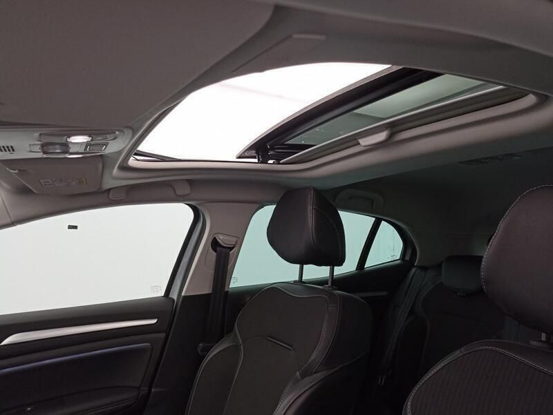 Gris Utilisé 2024 Renault Mégane IV Techno Berline | 23 799 € (Prix juste) - Image 1/4