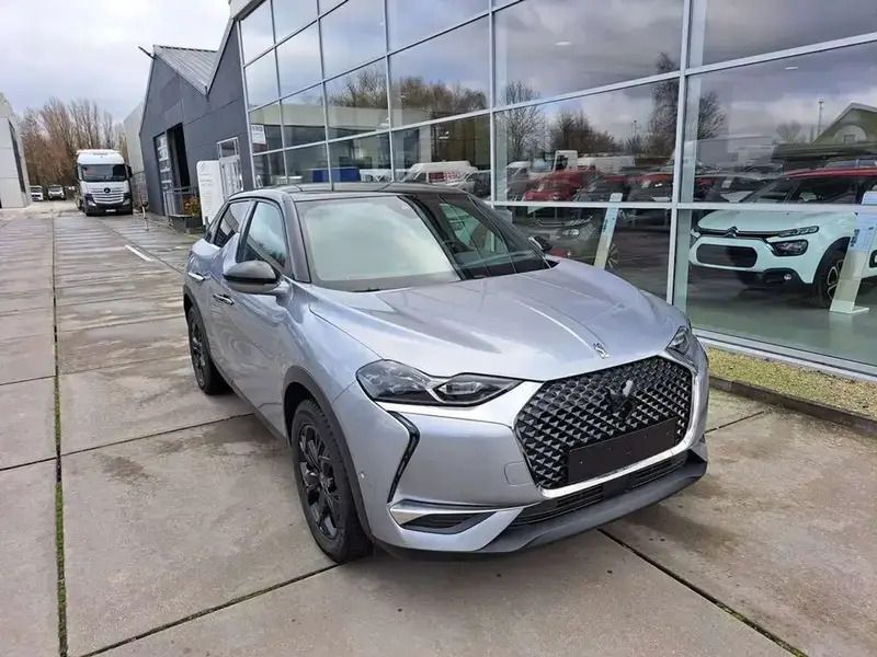 Argent Utilisé 2023 DS Automobiles DS3 Crossback Rivoli SUV | 24 980 € - Image 1/4