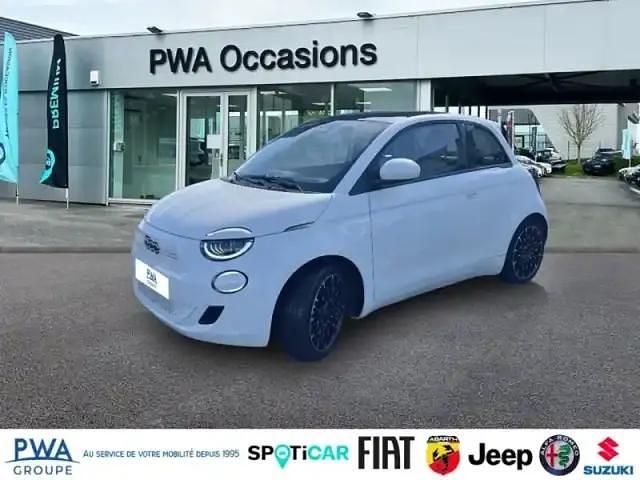 Blanc Utilisé 2022 Fiat 500e Citadine | 16 900 € (Prix juste) - Image 1/4