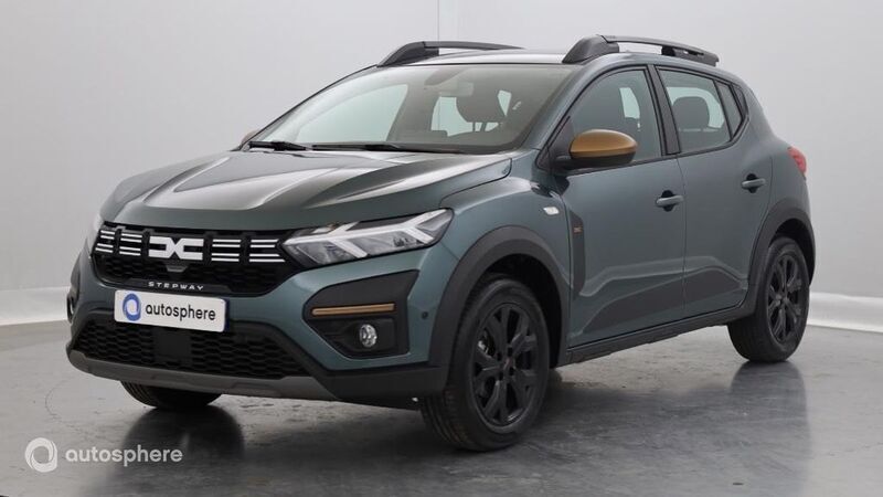 Vert Utilisé 2024 Dacia Sandero Extreme Citadine | 16 499 € (Prix juste) - Image 1/4