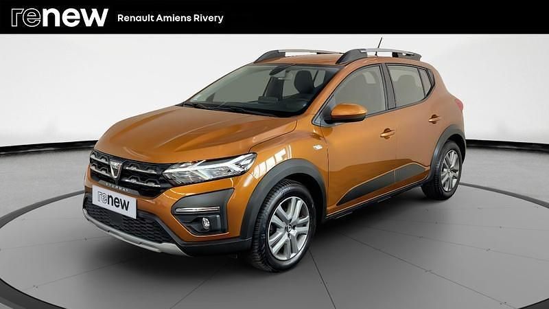 Orange Utilisé 2021 Dacia Sandero Comfort Citadine | 13 990 € (Prix assez cher) - Image 1/4