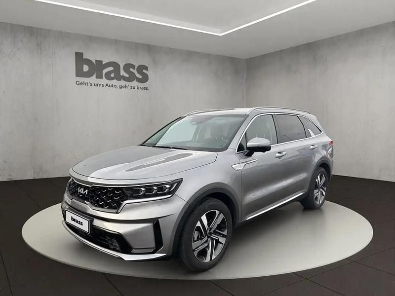 Gris Utilisé 2023 Kia Sorento Spirit SUV | 61 979 € - Image 1/4