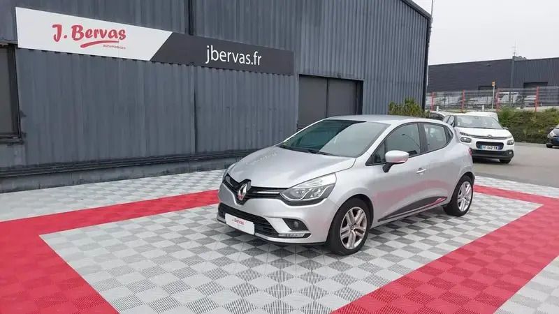 Gris Utilisé 2017 Renault Clio IV Business Berline | 12 990 € (Prix juste) - Image 1/4