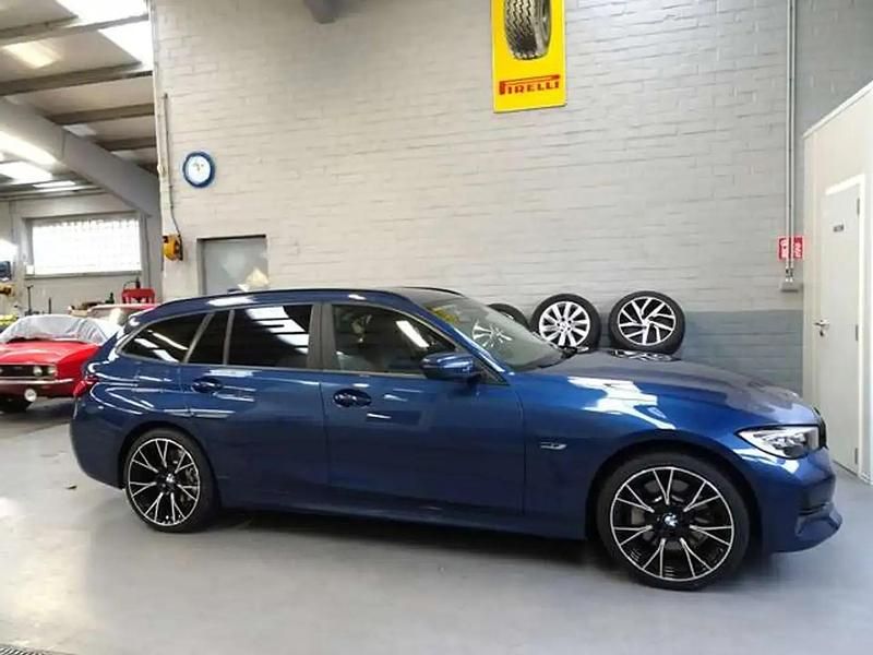 Occasion BMW 330e Sport Line 184 ch (135 kW) 2022 Bleu Break
