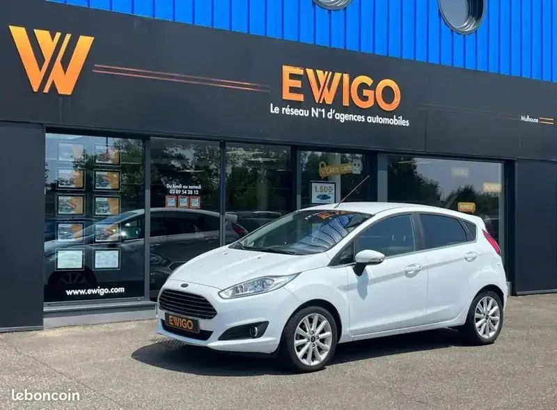 Blanc Utilisé 2017 Ford Fiesta Titanium Citadine | 10 990 € (Super prix) - Image 1/4