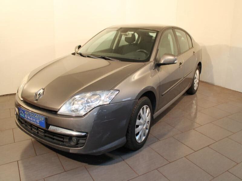 Gris Occasion 2008 Renault Laguna III Berline | 8 990 € (Prix juste) - Image 1/4