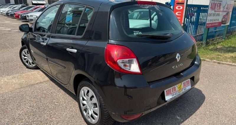 Occasion Renault Clio III Dynamique 100 ch (73 kW) 2010 Citadine