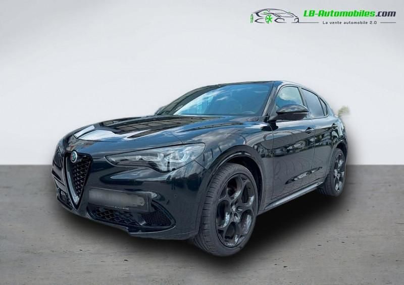 Utilisé 2023 Alfa Romeo Stelvio SUV | 48 500 € (Prix cher) - Image 1/3