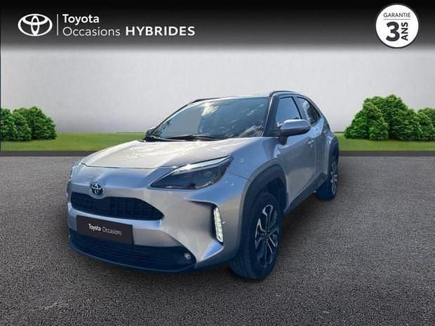 Gris Utilisé 2024 Toyota Yaris Hybrid Design | 24 490 € (Prix juste) - Image 1/4