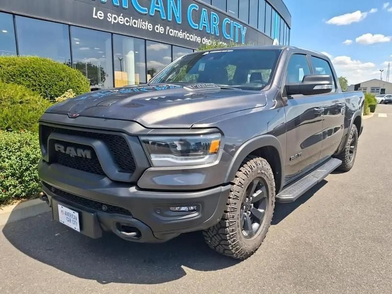 Gris Nouvelle 2025 Dodge Ram Pick-up | 84 900 € (Prix juste) - Image 1/4