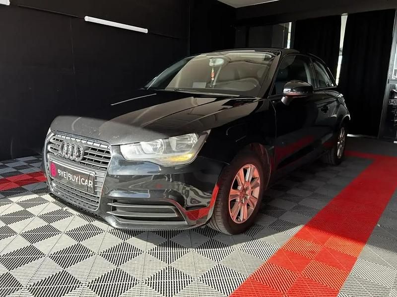 Noir Occasion 2011 Audi A1 Citadine | 5 990 € (Bon prix) - Image 1/4