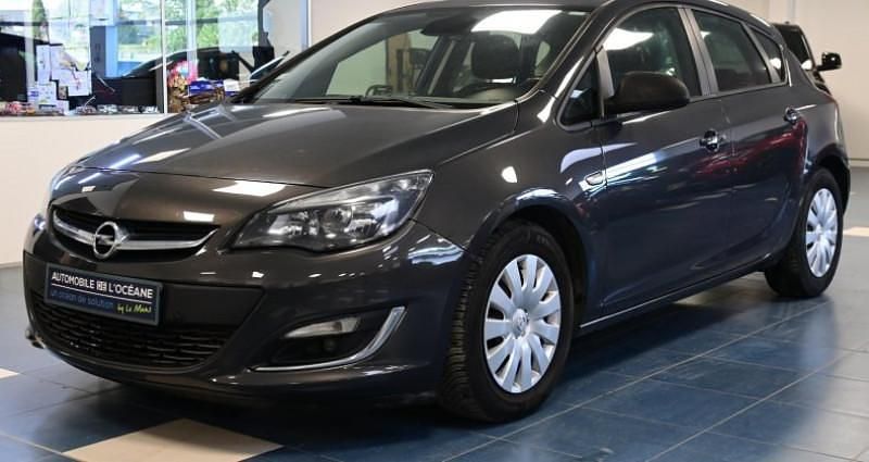 Utilisé 2013 Opel Astra Business Berline | 5 490 € (Prix juste) - Image 1/4