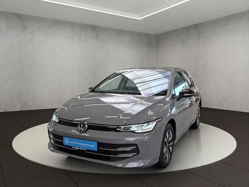 Gris Utilisé 2024 VW Golf VIII Goal Berline | 30 400 € (Prix juste) - Image 1/4