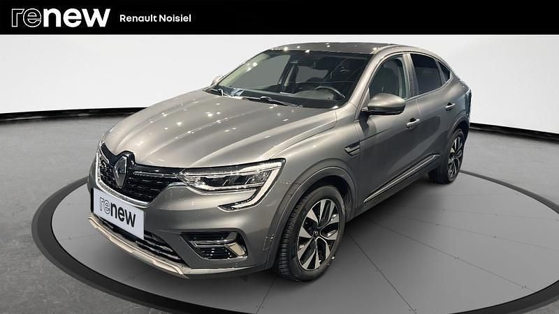 Gris Utilisé 2022 Renault Arkana Business SUV | 19 690 € - Image 1/4