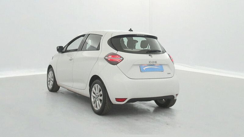Image 3/4