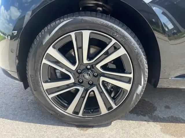 Occasion Land Rover Range Rover HSE 460 ch (338 kW) 2024 Santorini black métallisé SUV