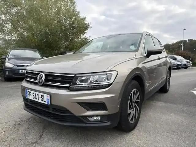 Beige titane Utilisé 2019 VW Tiguan SUV | 25 990 € (Super prix) - Image 1/4