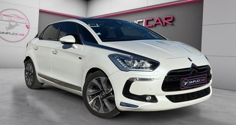Utilisé 2015 Citroën DS5 Sport Chic Citadine | 10 980 € (Bon prix) - Image 1/4