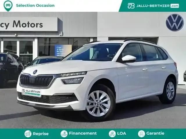 Blanc Utilisé 2023 Skoda Kamiq Business Line SUV | 17 489 € (Bon prix) - Image 1/4