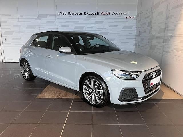 Gris flèche nacré Utilisé 2023 Audi A1 Sportback Business Citadine | 24 890 € (Prix juste) - Image 1/4
