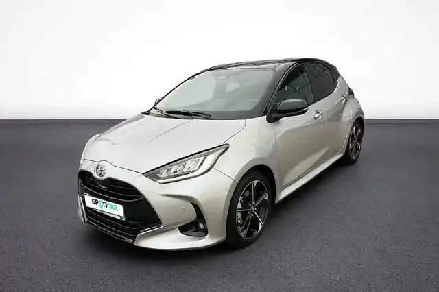 Argent Occasion 2025 Toyota Yaris Berline | 24 980 € - Image 1/4