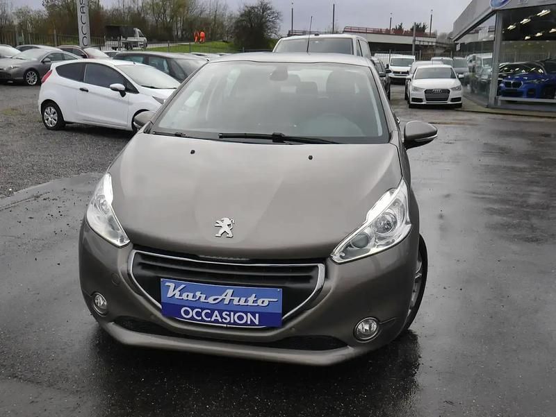 Beige Occasion 2014 Peugeot 208 Citadine | 7 990 € (Prix juste) - Image 1/4