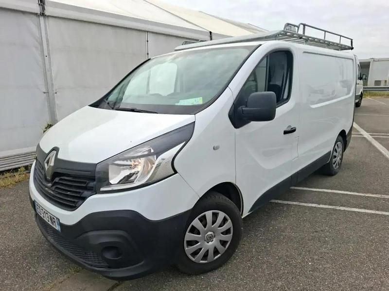 Blanc Utilisé 2016 Renault Trafic Van | 12 990 € - Image 1/4