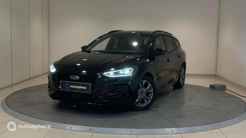 Utilisé 2023 Ford Focus ST-Line Break | 24 799 € (Prix juste) - Image 1/4