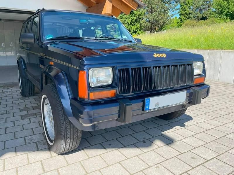 Noir Utilisé 1996 Jeep Cherokee SUV | 9 360 € - Image 1/4