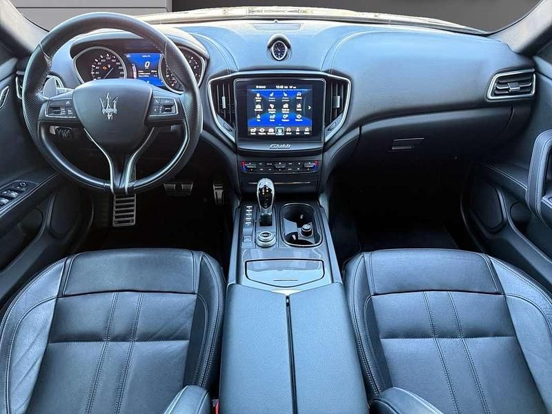 Occasion Maserati Ghibli 430 ch (316 kW) 2018 Bleu Berline