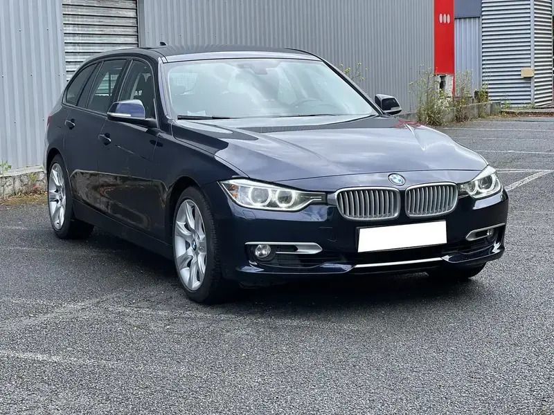 Bleu Utilisé 2013 BMW 330 Sport Line Break | 16 990 € - Image 1/4