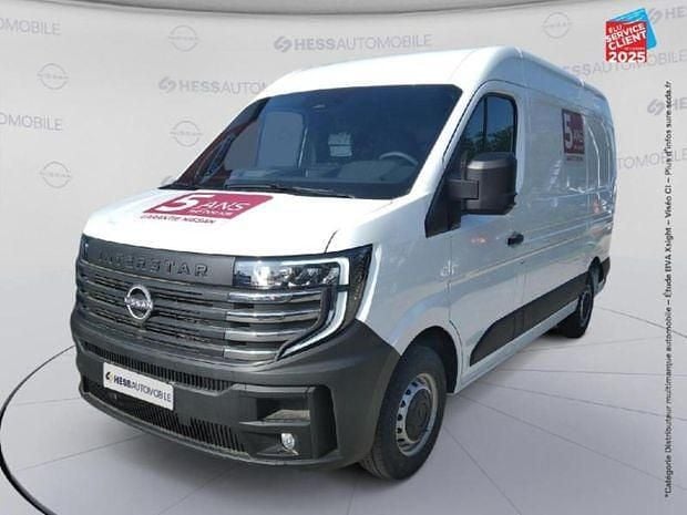 Blanc Nouvelle 2025 Nissan Interstar N-Connecta Van | 30 199 € (Prix assez cher) - Image 1/4