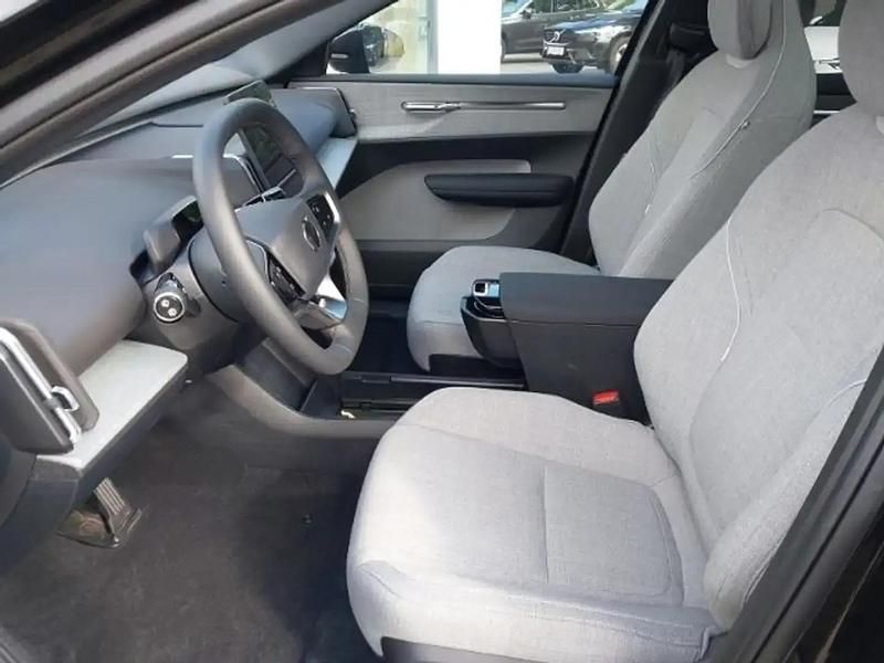 Noir Utilisé 2025 Volvo EX30 Ultra SUV | 30 120 € - Image 1/4