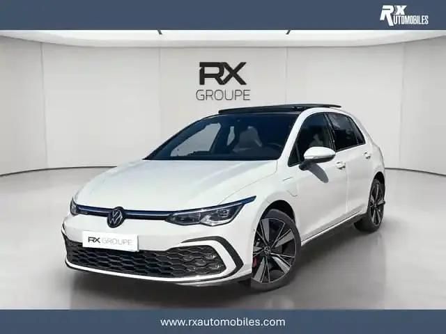 Blanc Utilisé 2024 VW Golf VIII Berline | 32 900 € (Prix assez cher) - Image 1/4