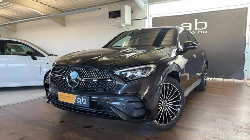 Gris Nouvelle 2025 Mercedes GLC200 AMG line SUV | 61 990 € (Prix assez cher) - Image 1/4